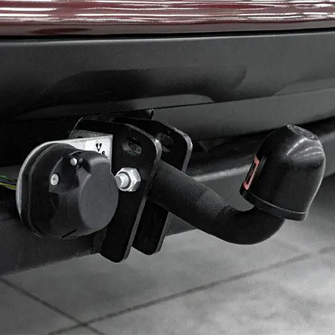 Tesla anhængertræk