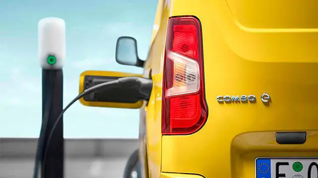 Opel Combo-e opladning