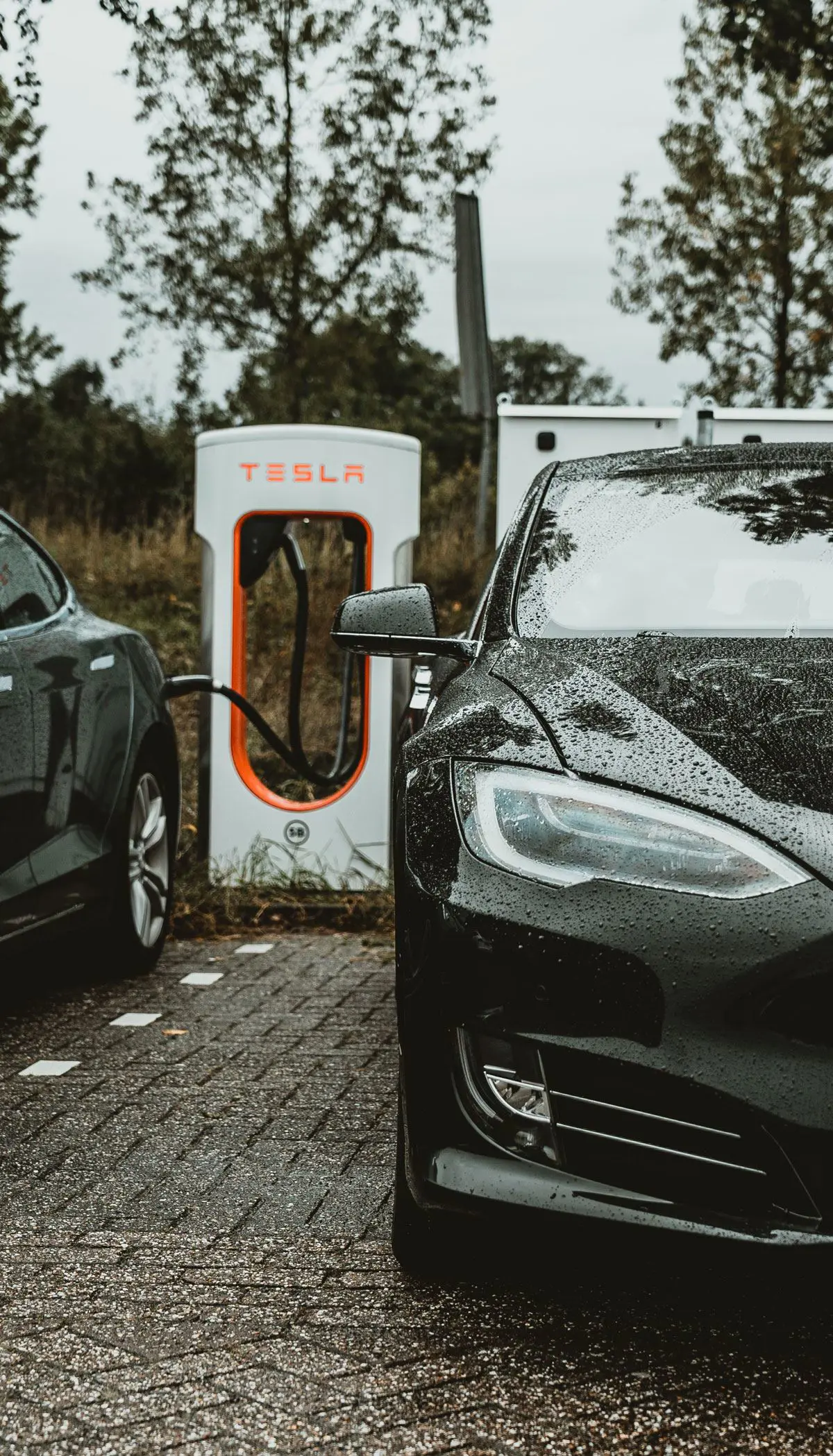 Tesla opladning